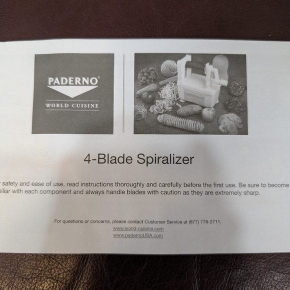Paderno 4 blade spiralizer - Picture 2 of 16